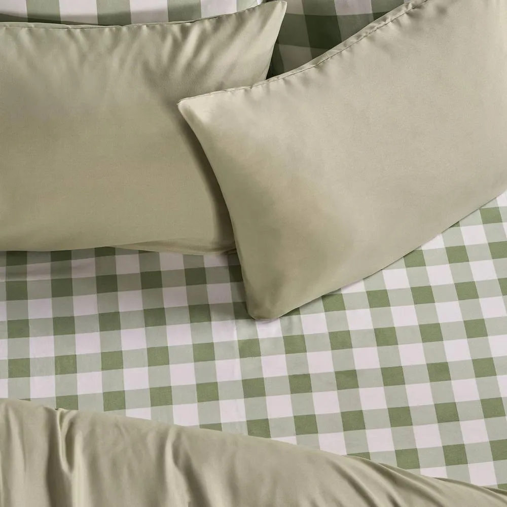 OHS Gingham Microfibre Easy Care 25cm Deep Fitted Bed Sheet in Pale Green | Size: Double Fitted