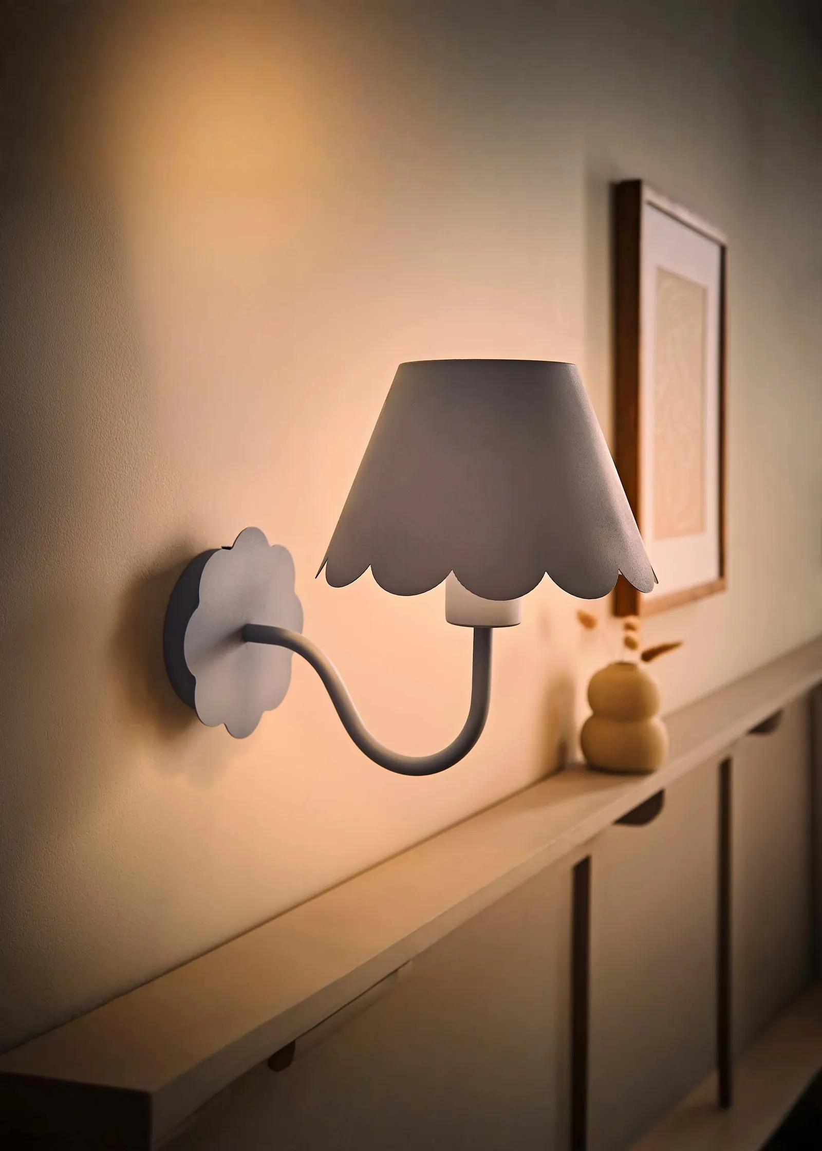 ValueLights Hattie Rechargeable Metal Scalloped Edge Wall Light in Mid Blue 2
