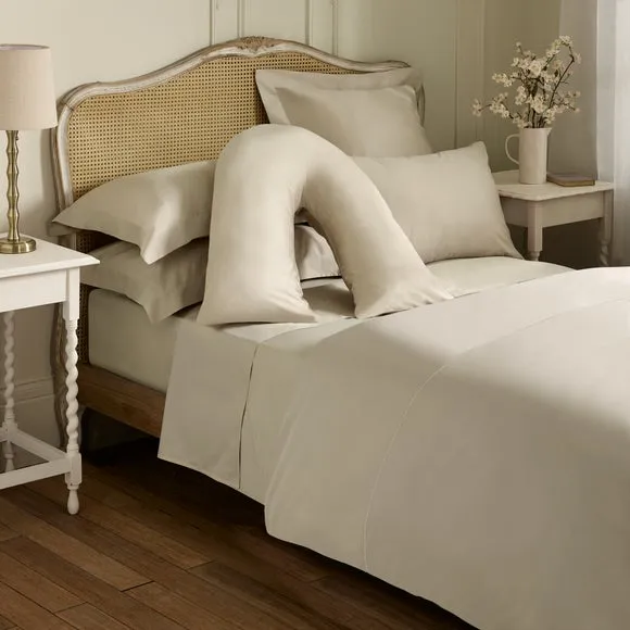 Dorma Luxe Egyptian Cotton Sateen V-Shaped Pillowcase 1