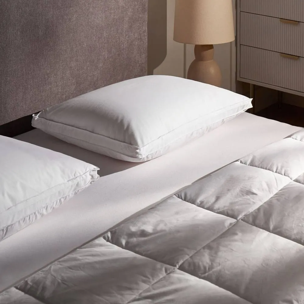 Wyld and Coco White Duck Down and Feathers Pillows Set of 2 50 x 60 cm