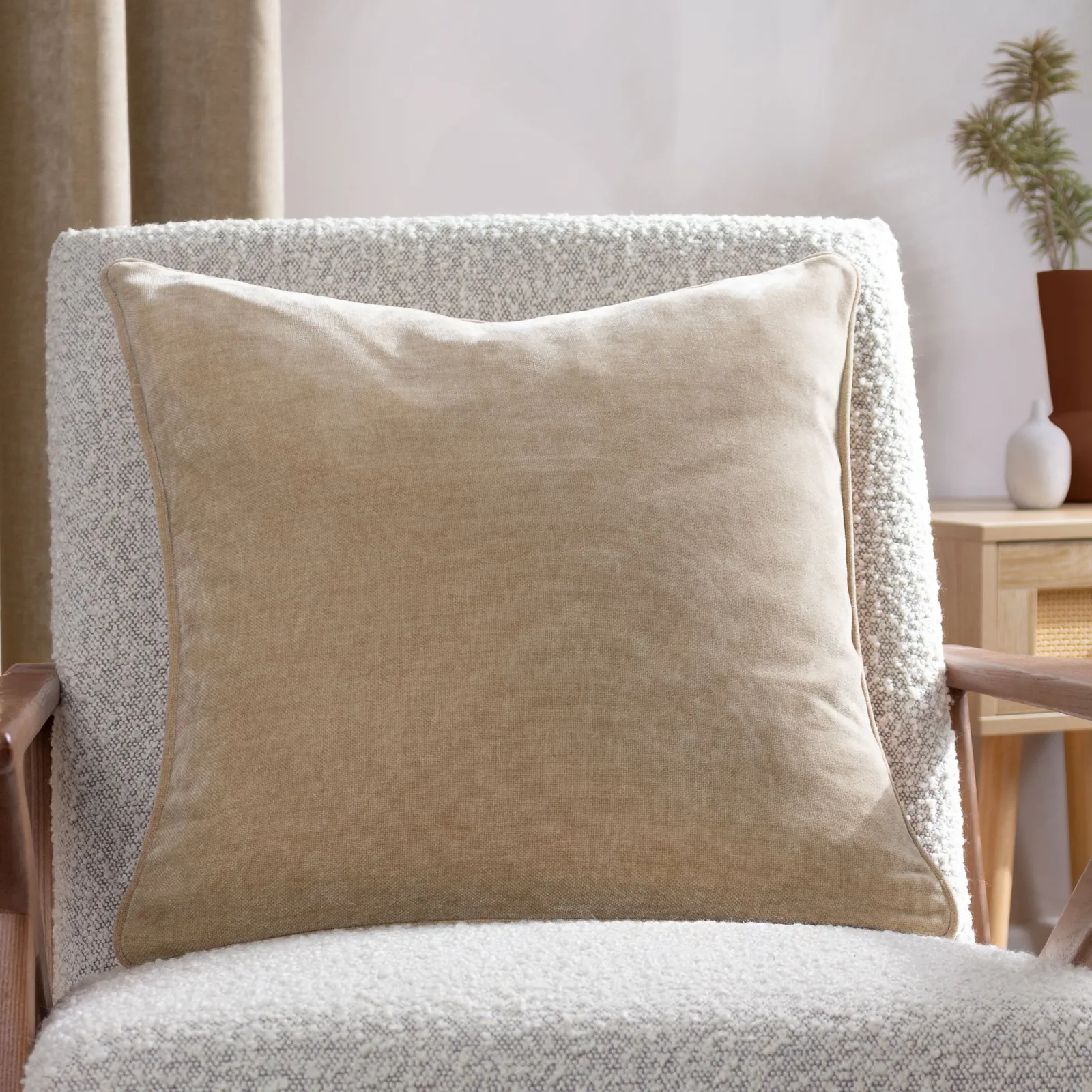 Yard Heavy Chenille Woven Piped Cushion in Natural 1