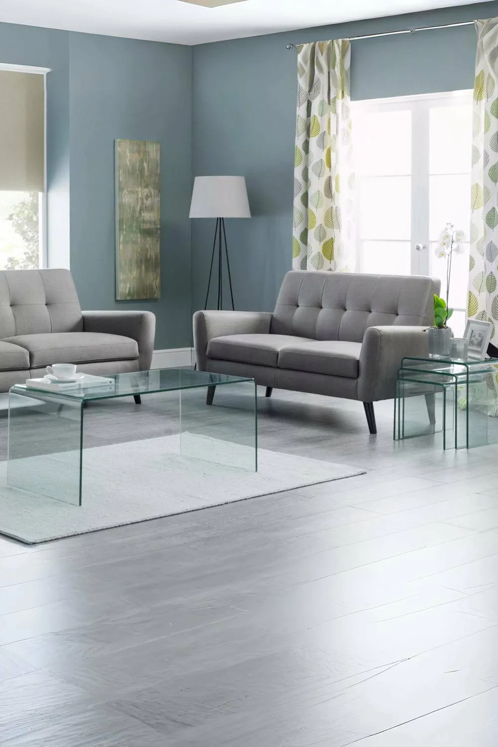 Julian Bowen Amalfi Bent Glass Desk in Clear 5
