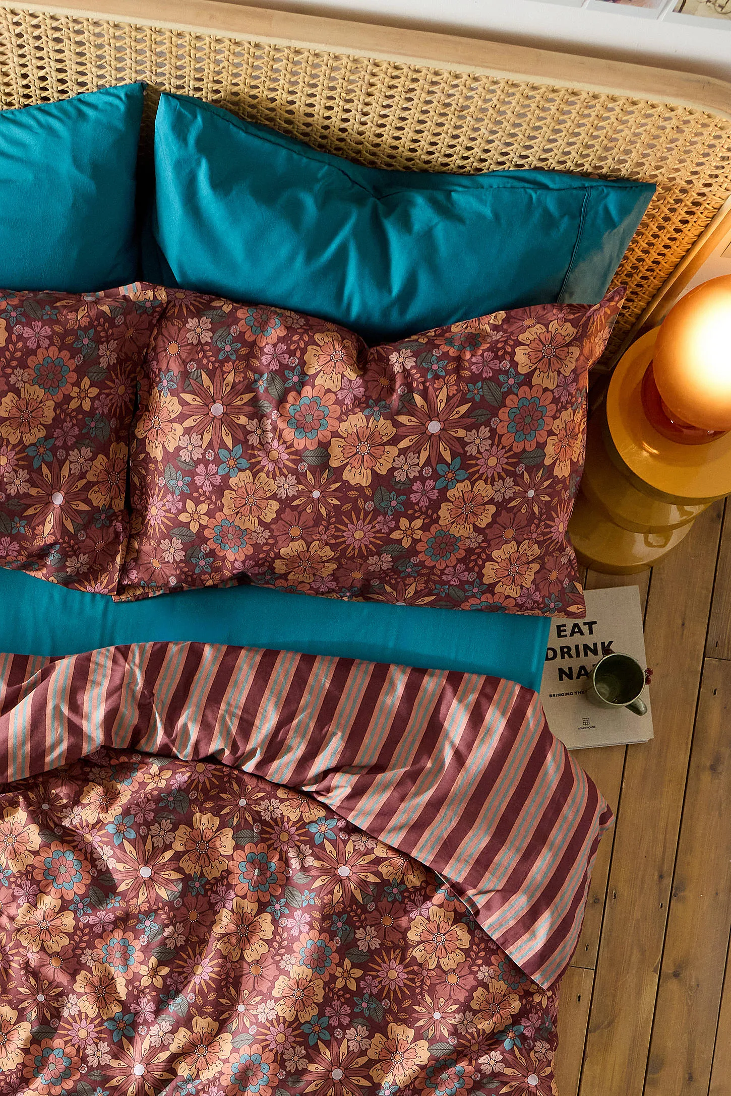 Clara Retro Berry Reversible Duvet Set - Red Berry 6