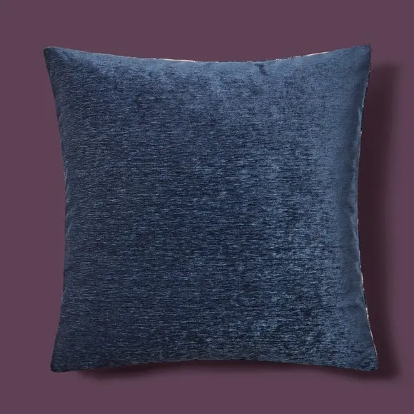 Distressed Damask Square Cushion 5