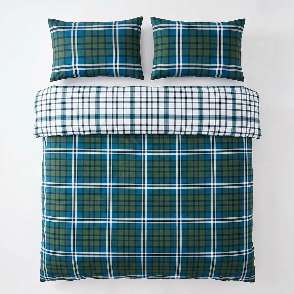 Rapport Home Ross Check Christmas Reversible Duvet Cover Set in Green 2