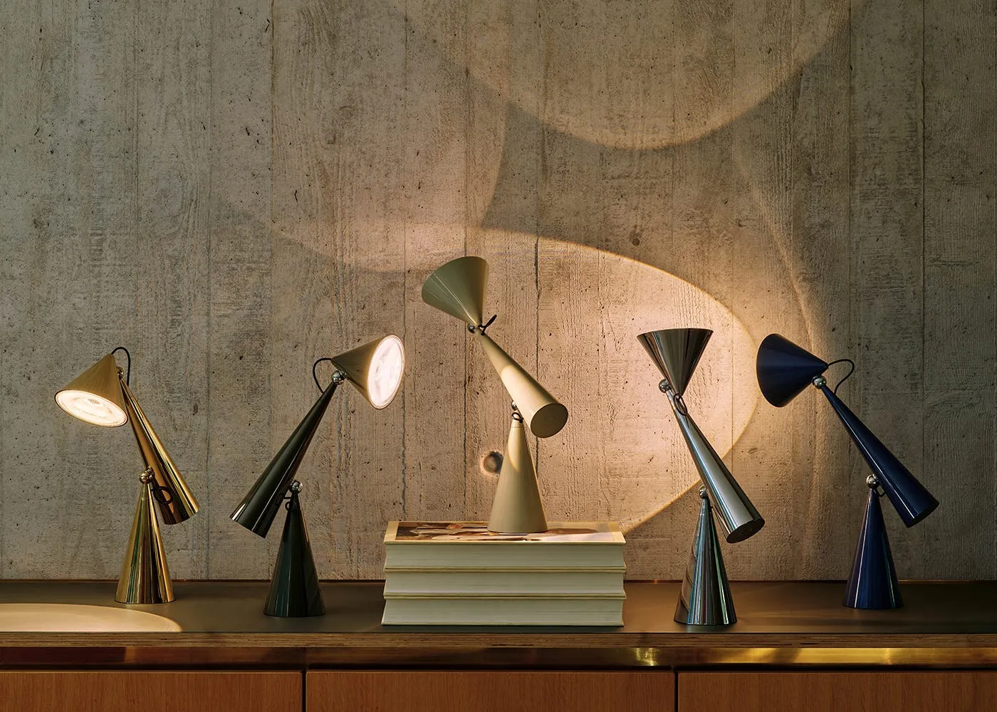 Tom Dixon Pose LED Task Lamp Putty 3