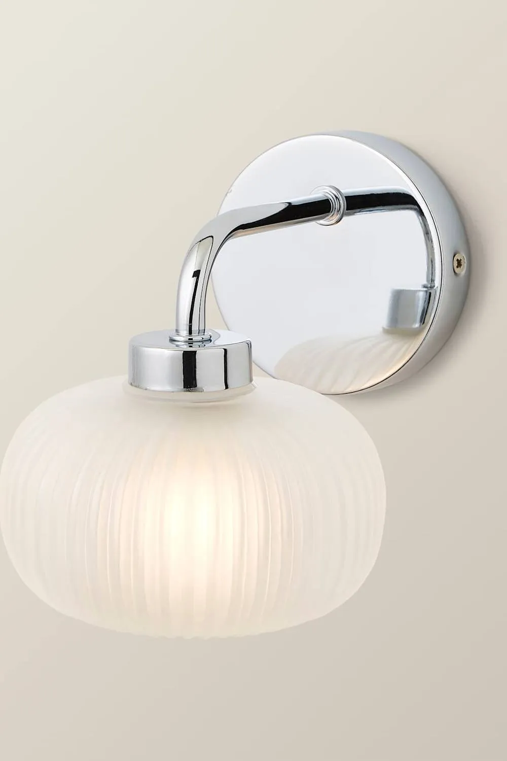 ValueLights Amaia Chrome Frosted Glass IP44 Wall Light with Bulb in Metallic Silver 3