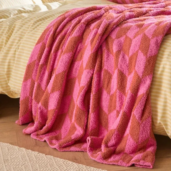 Furn. Olsen Geometric Throw Blanket 130cm x 180cm