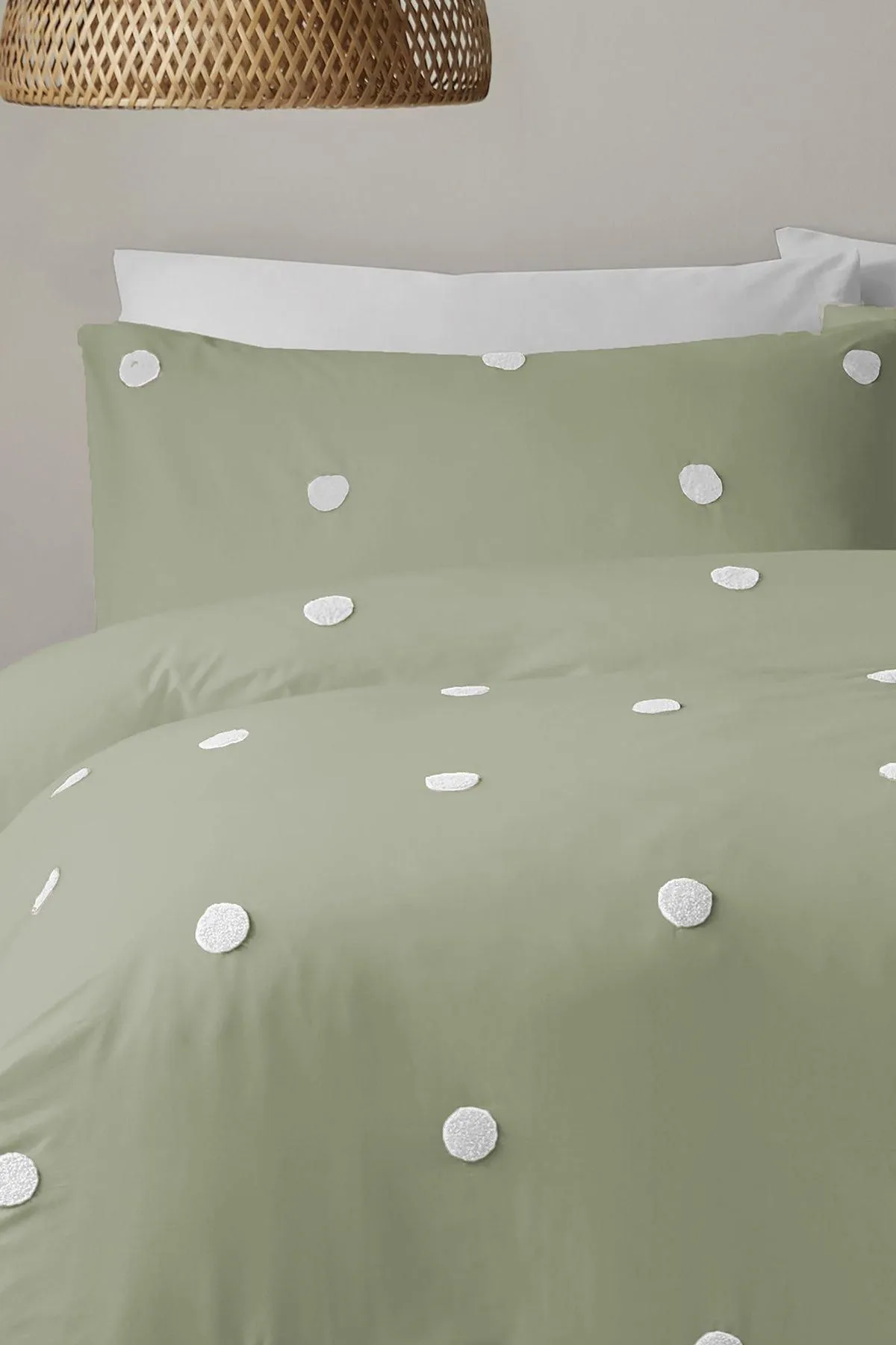 Appletree 'Dot Garden' 100% Cotton Embellished Duvet Cover Set in Light Green 2