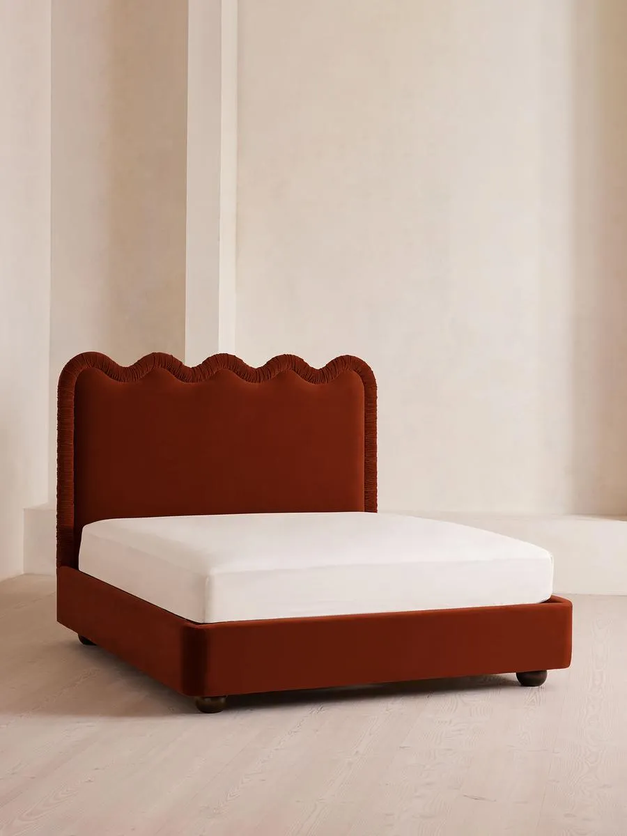Tristan Bed, Super King, Velvet Rust