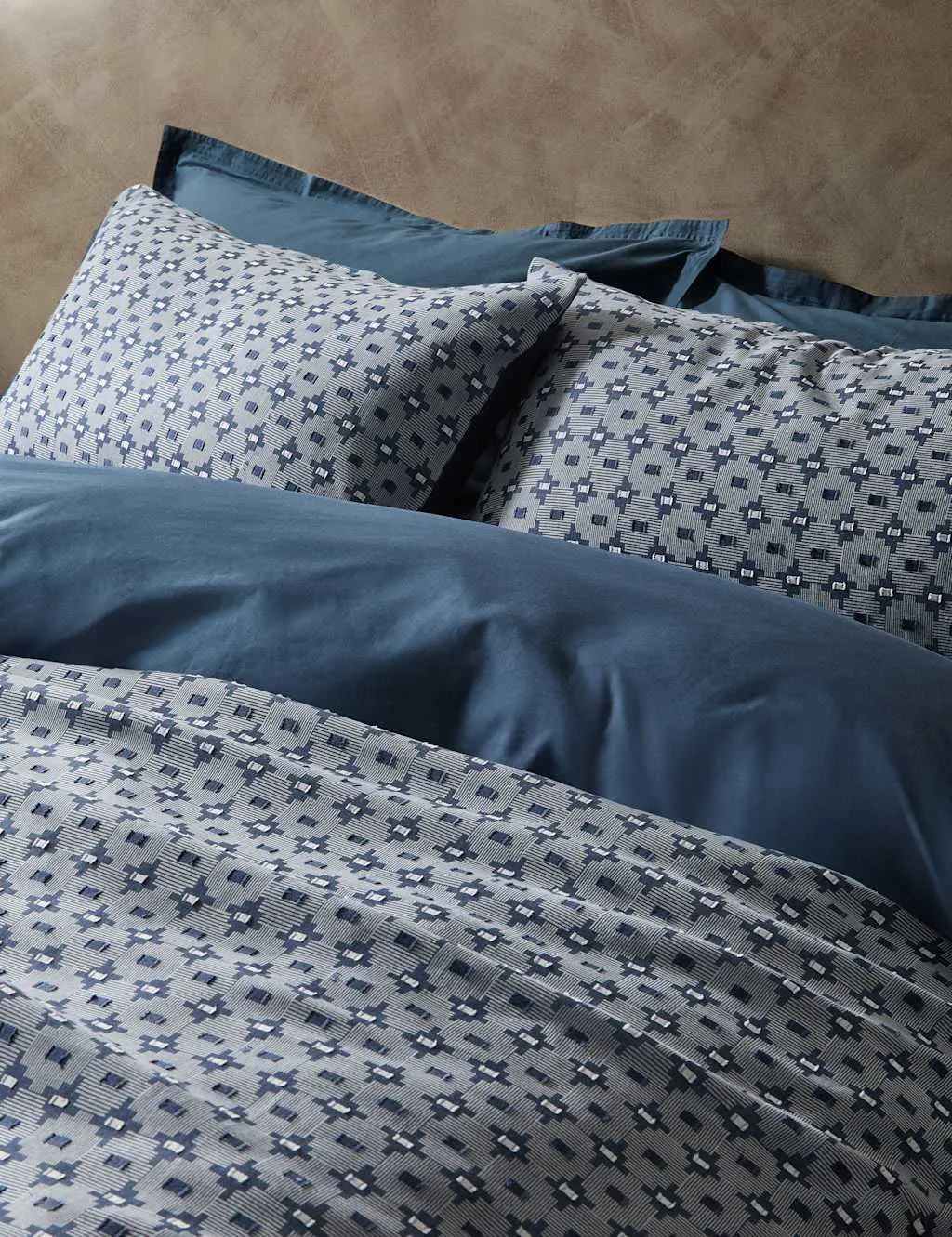 M&S X Fired Earth Kanbina Dobby Jacquard Pure Cotton Bedding Set Under The Waves