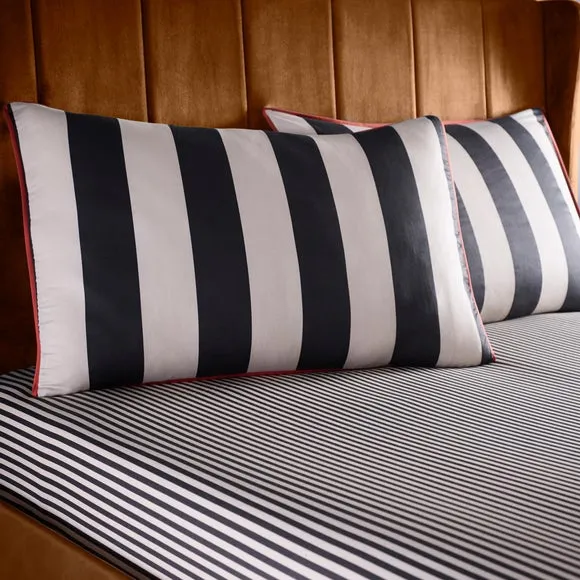 Laurence Llewelyn-Bowen Festivo Circus Stripe 100% Cotton Fitted Sheet