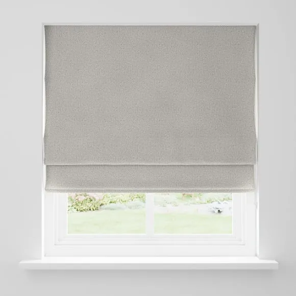 Luna Easy Chain Blackout Roman Blind 2