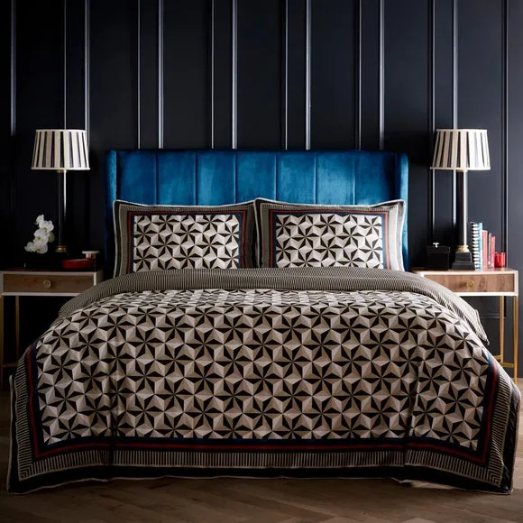 Laurence Llewelyn-Bowen Hero 100% Cotton Duvet Cover & Pillowcase Set