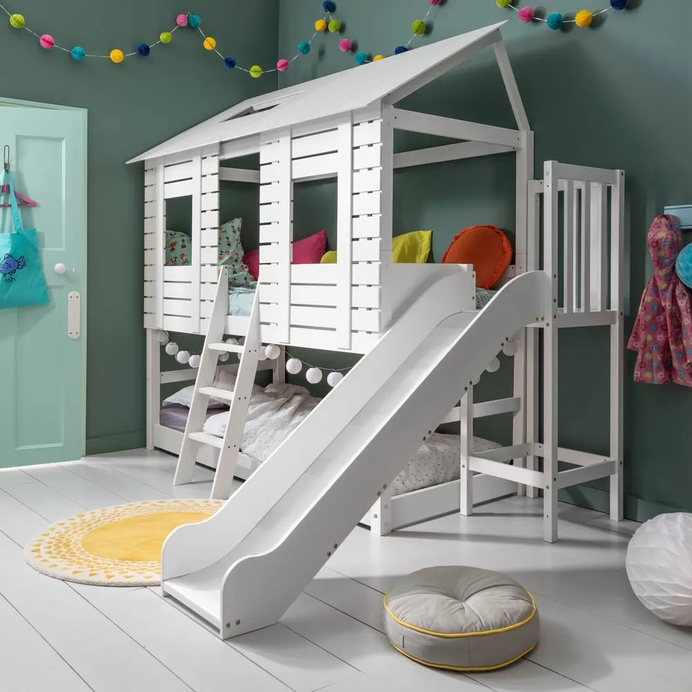 Nöa and Nani Christopher Treehouse Midsleeper Bed with Slide in White