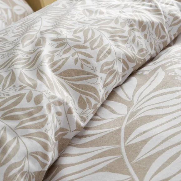 Catherine Lansfield Sorrel Leaves Reversible Duvet Cover & Pillowcase Set 6