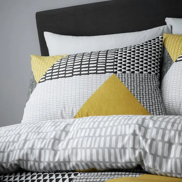 Catherine Lansfield Larsson Geo Reversible Duvet Cover and Pillowcase Set 2