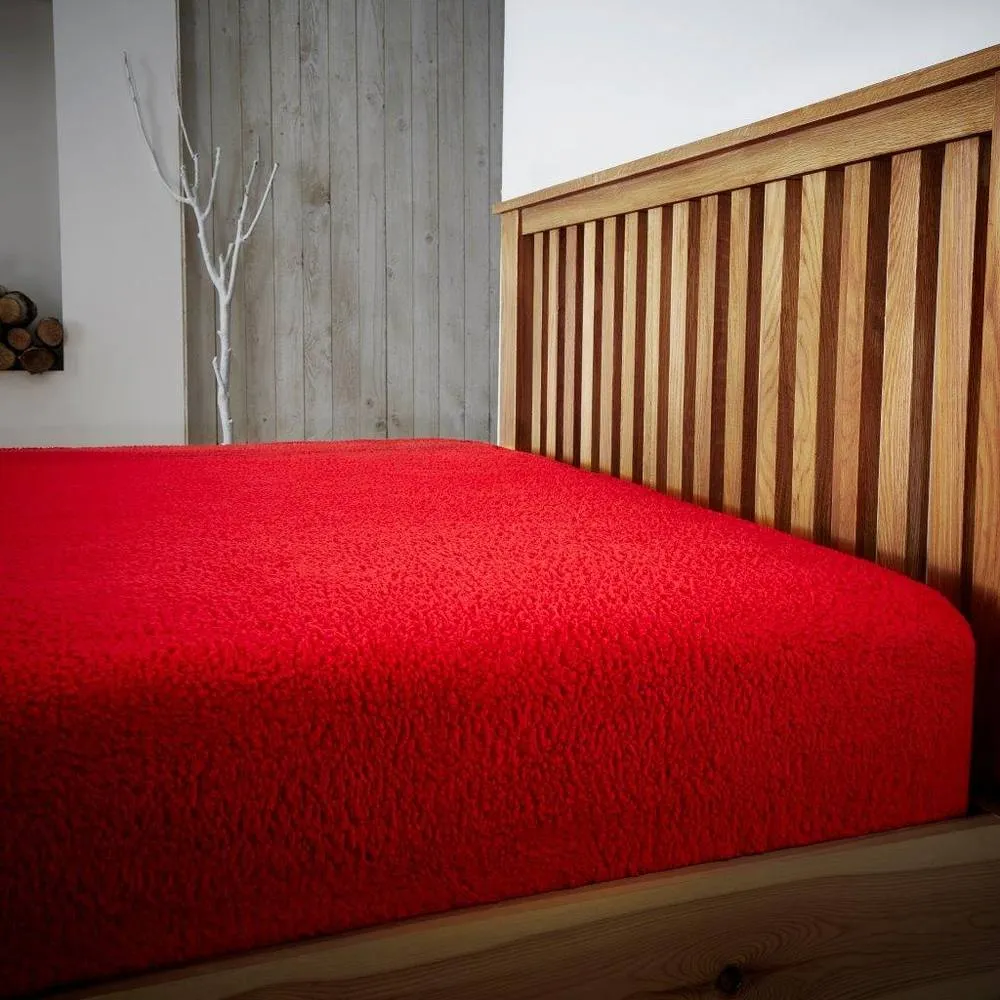 Smart Living Luxury Teddy Plain Duvet Cover & Pillowcase Set in Red 2