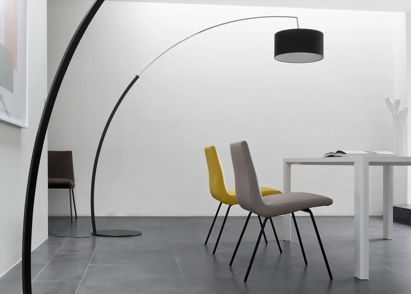 Ligne Roset Dimensions Floor Lamp Black 3