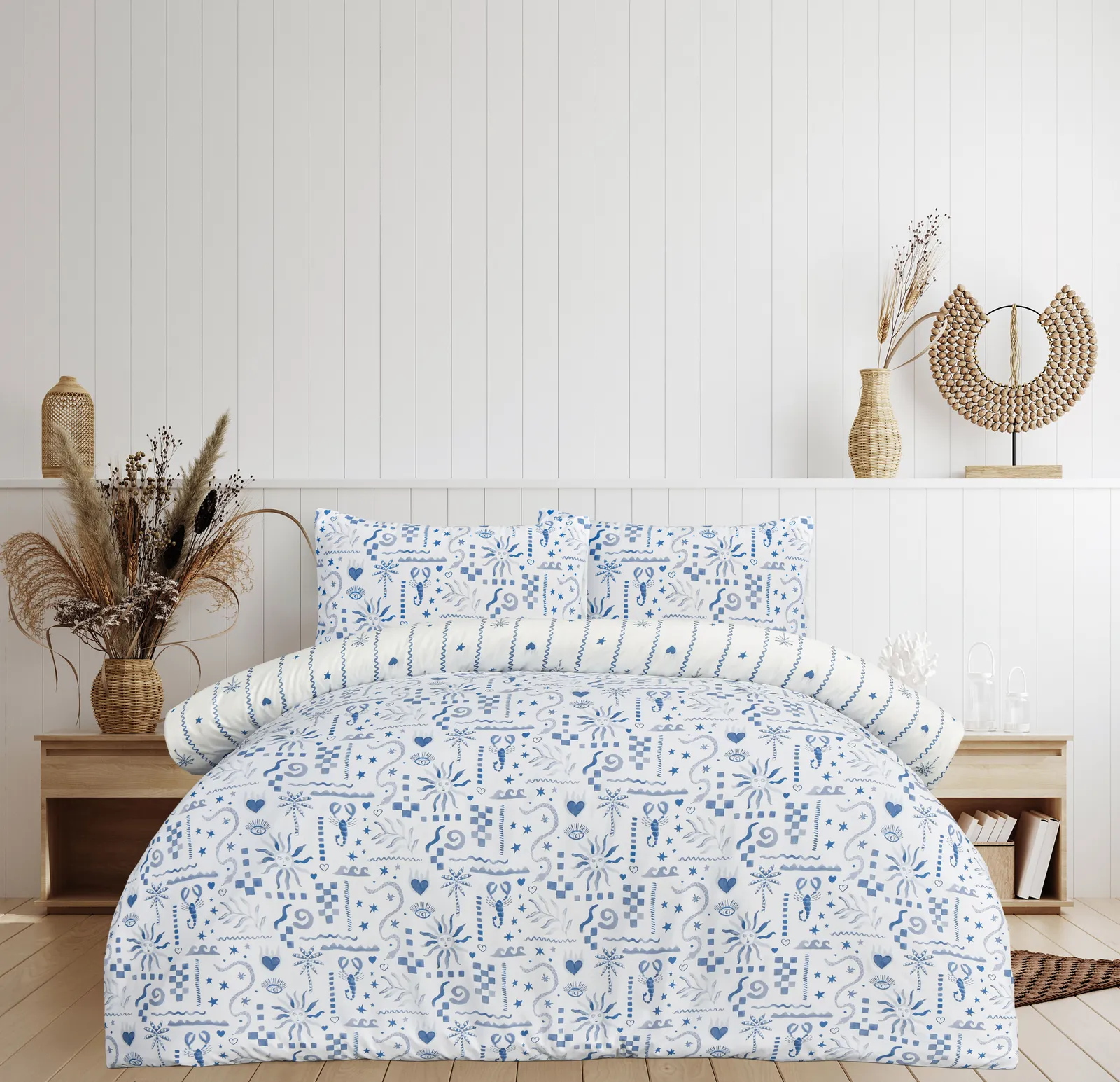 Smart Living Luxury Soft Reversible Holiday Postcard Duvet Cover & Pillowcases in Blue