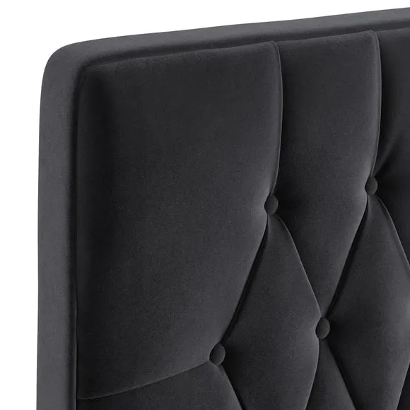 Luxury Velvet Chesterfield Headboard 4