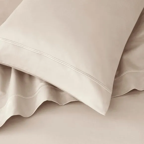 Dorma 800 Thread Count 100% Cotton Sateen Duvet Cover 4