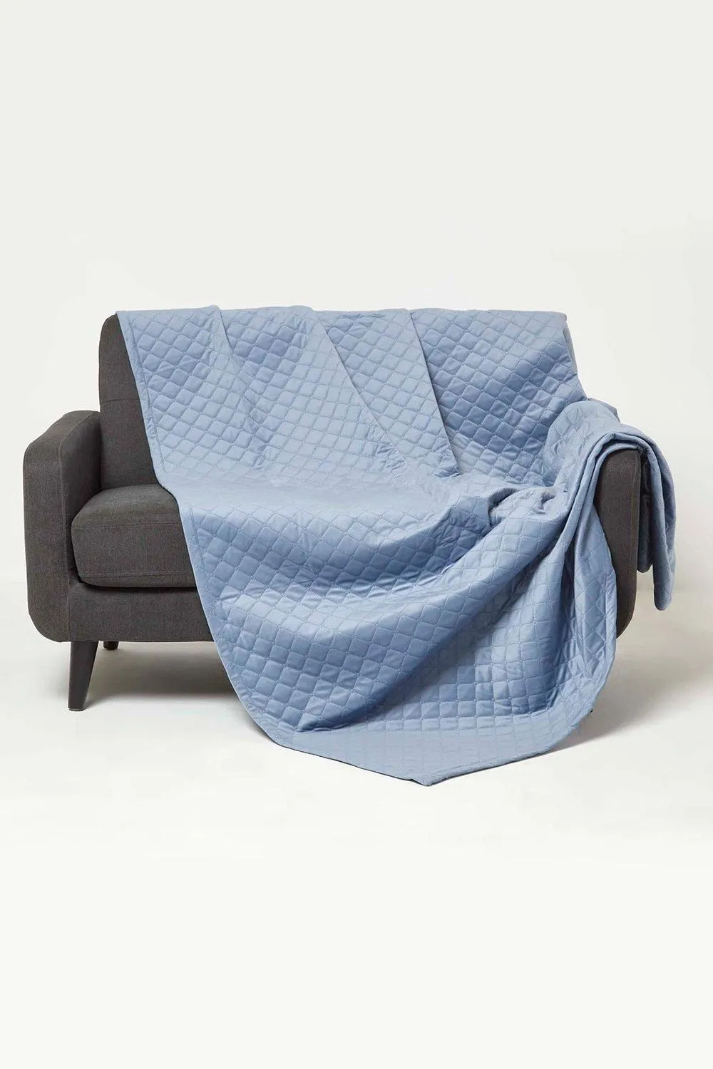 Homescapes Diamond Quilted Velvet Throw in Blue