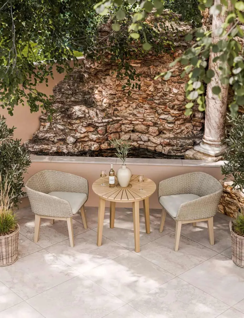 Royalcraft Roma Bistro Table and Eden Dawn Chairs Beige