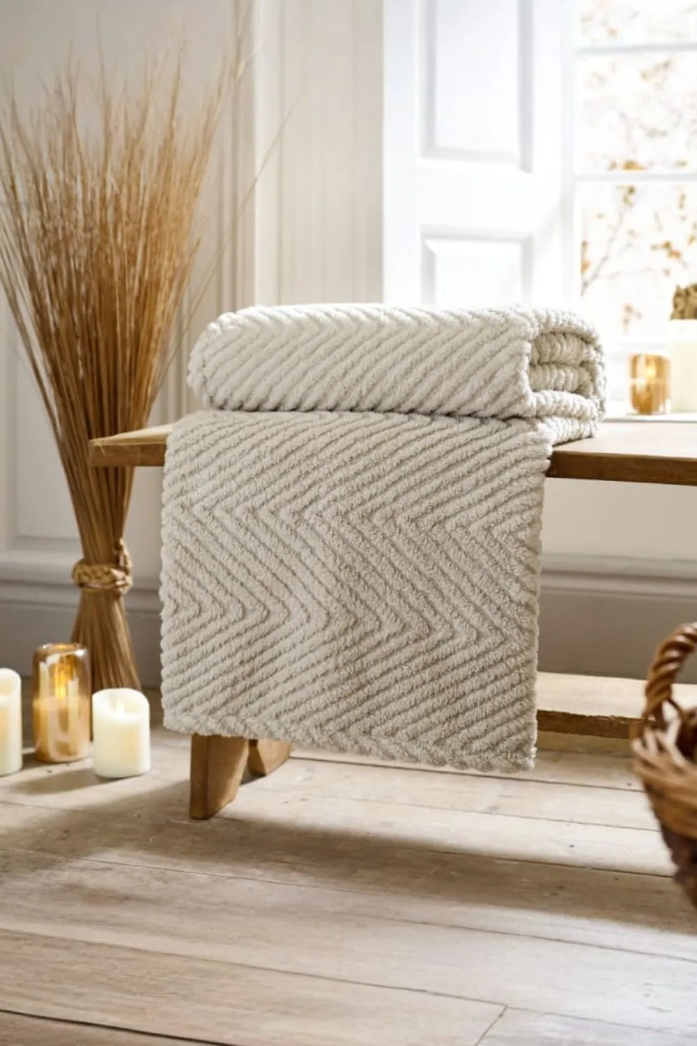 Deyongs Jumbo Hemsworth Chevron Fleece Throw Blanket Super Soft Warm & Cozy 130x170cm in Stone
