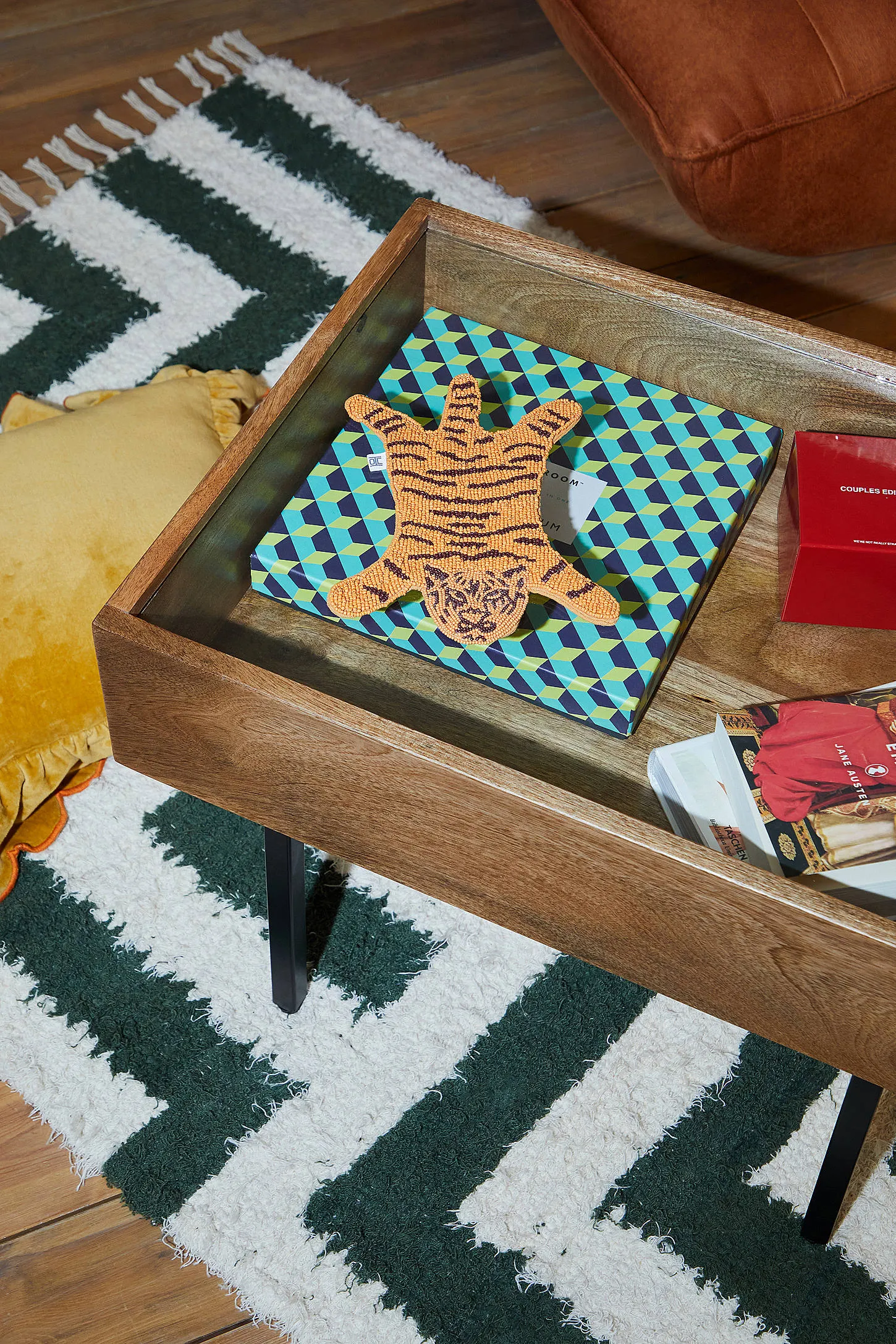 Small Gallery Coffee Table - Brown 2