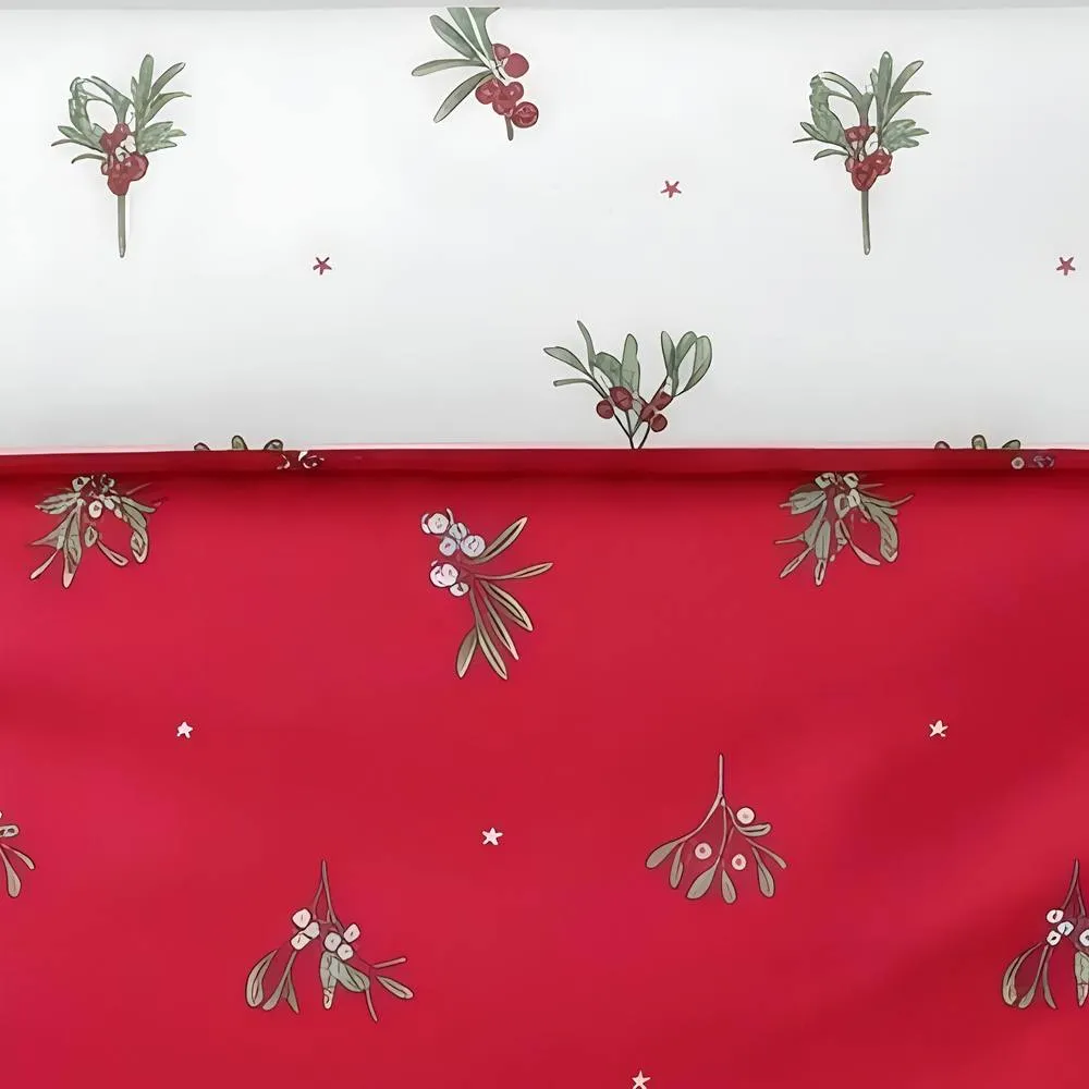 Rapport Home Mistletoe Christmas Complete Duvet Set with Fitted Sheet & Pillowcases in Red 3