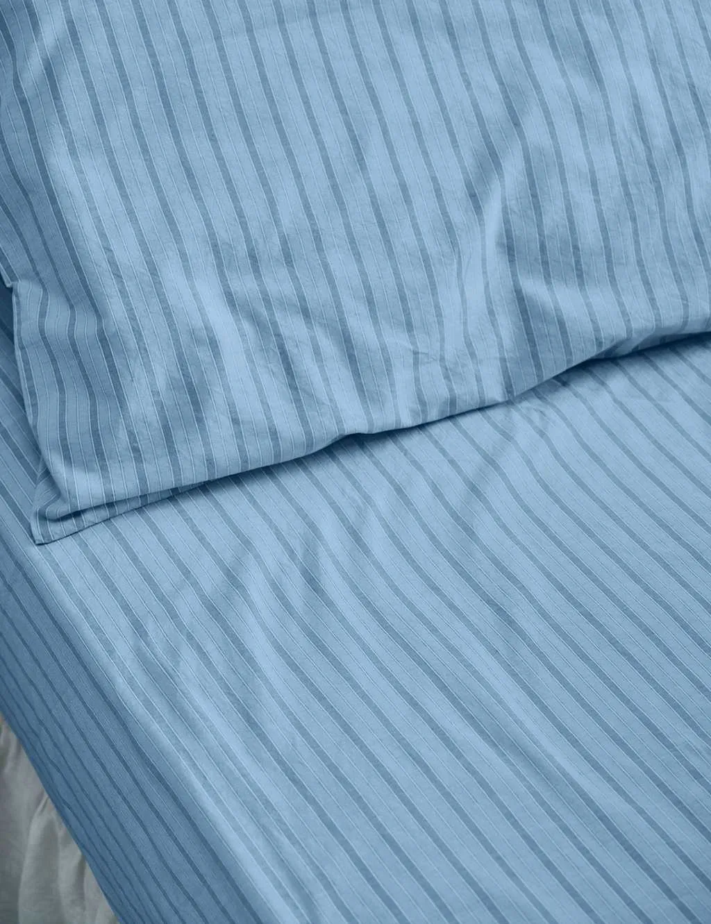 Piglet In Bed Pure Cotton Striped Fitted Sheet Blue Mix