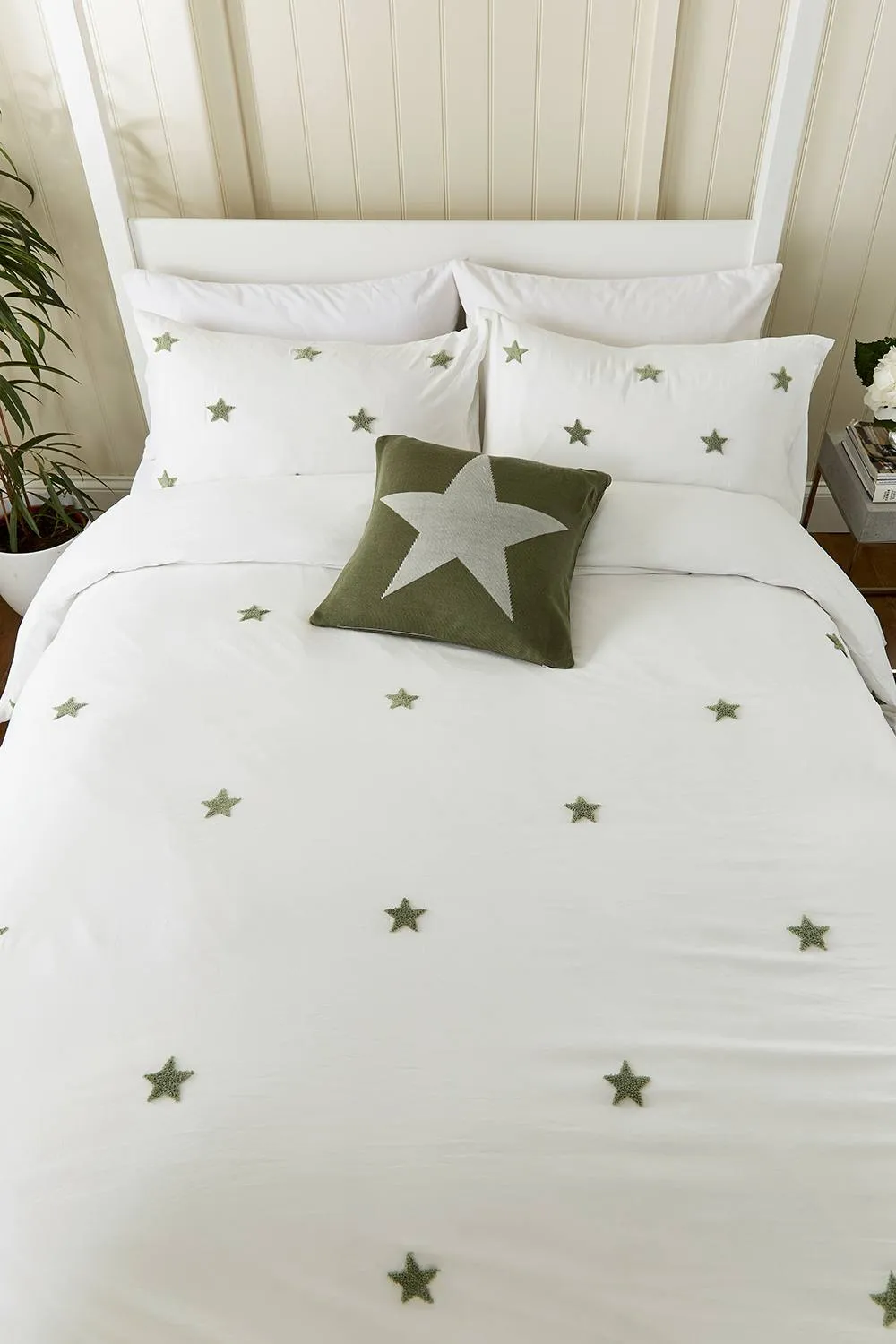Helena Springfield 'Tufted Star' Woven Duvet Cover Set in Green 3