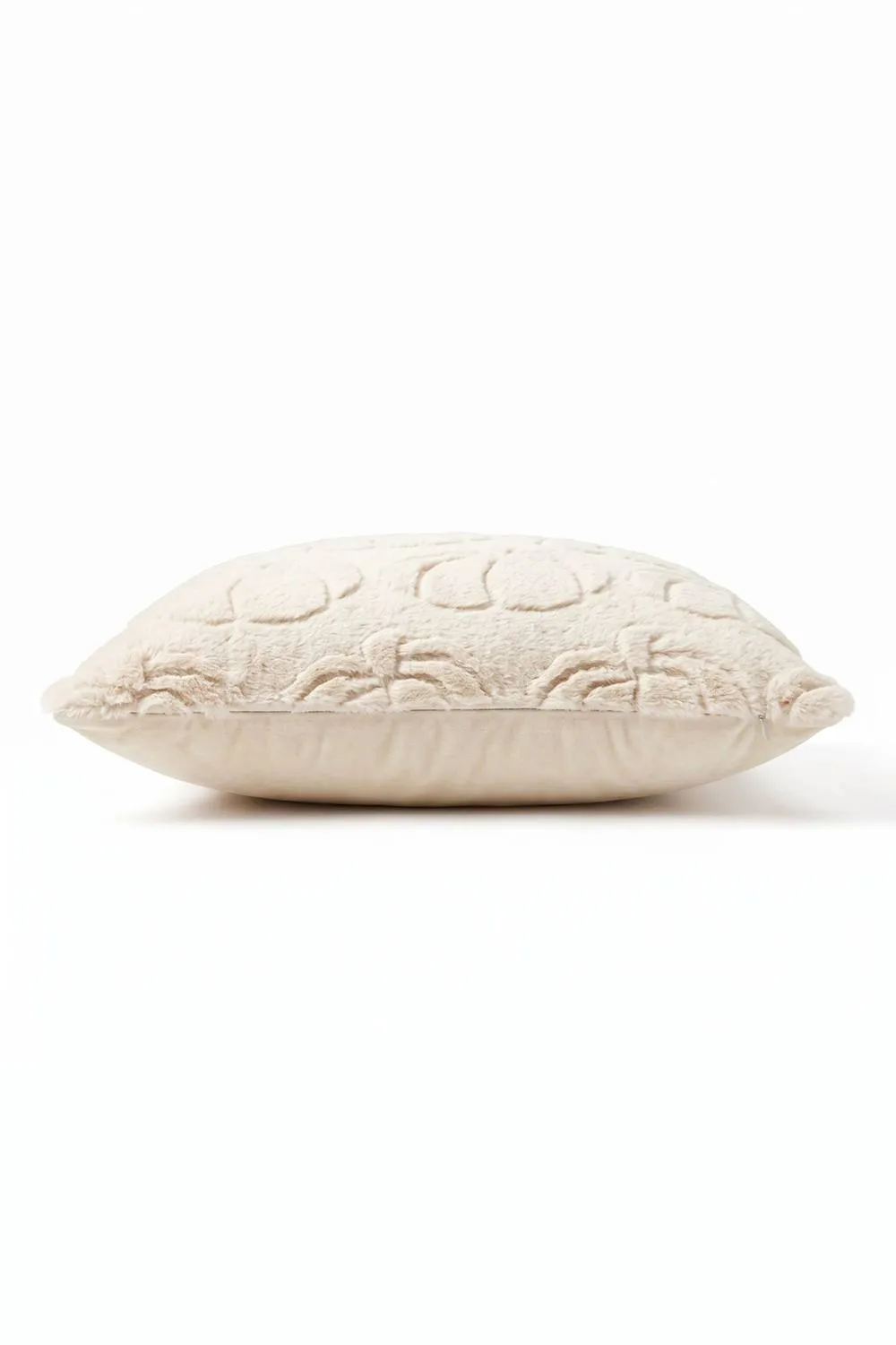 Homescapes Faux Fur Textured Pumpkin Cushion with Cover in Cream 3