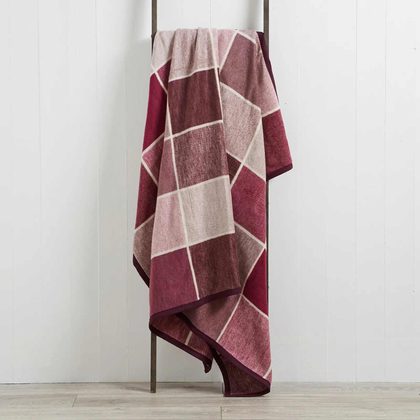 Check 150cm x 200cm Blanket Dark Purple