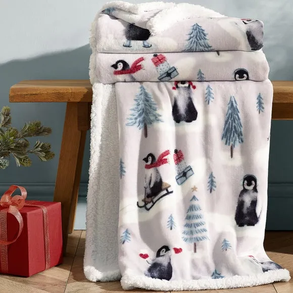 Christmas Penguins Sherpa Throw Blanket 130cm x 170cm