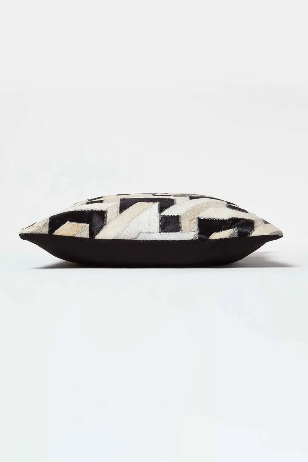 Homescapes Geometric Block Leather Cushion 45 x 45 cm in Brown 5