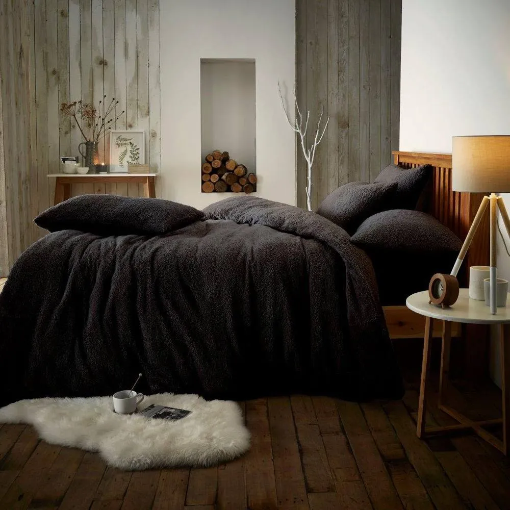 Smart Living Luxury Teddy Plain Duvet Cover & Pillowcase Set in Black 1