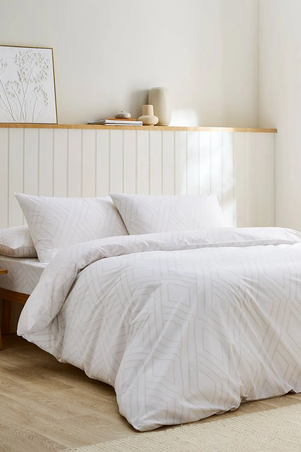 CHRISTY 'Lattice' Geometric Cotton Percale Duvet Cover Set in White