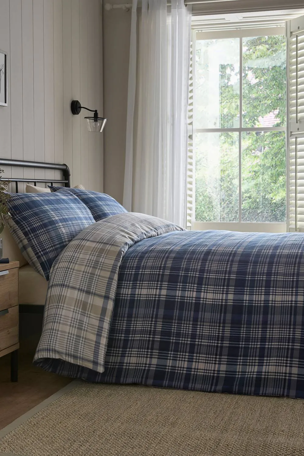 Dreams & Drapes 'Bennet Check' Brushed Cotton Duvet Cover Set in Navy 4