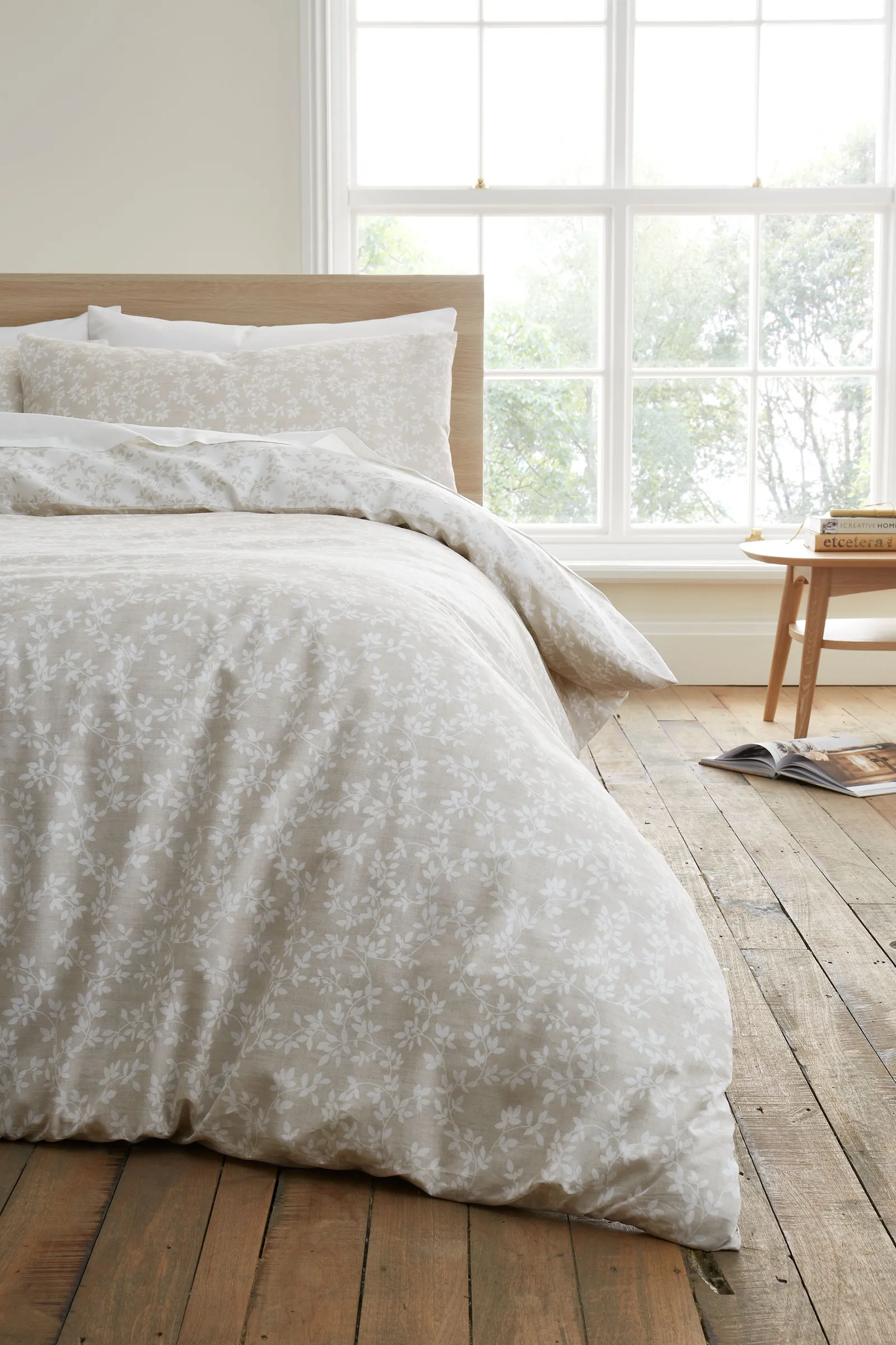 Bianca 'Shadow Leaves' 200TC Cotton Duvet Cover Set in Natural 4