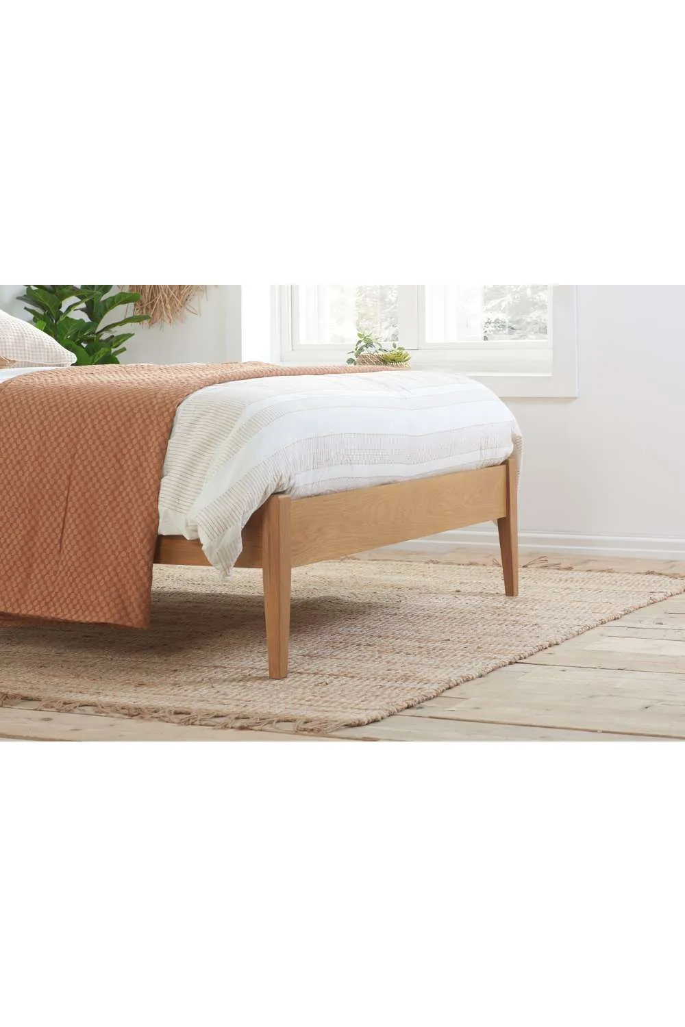 Birlea Berwick Bed in Light Brown 4