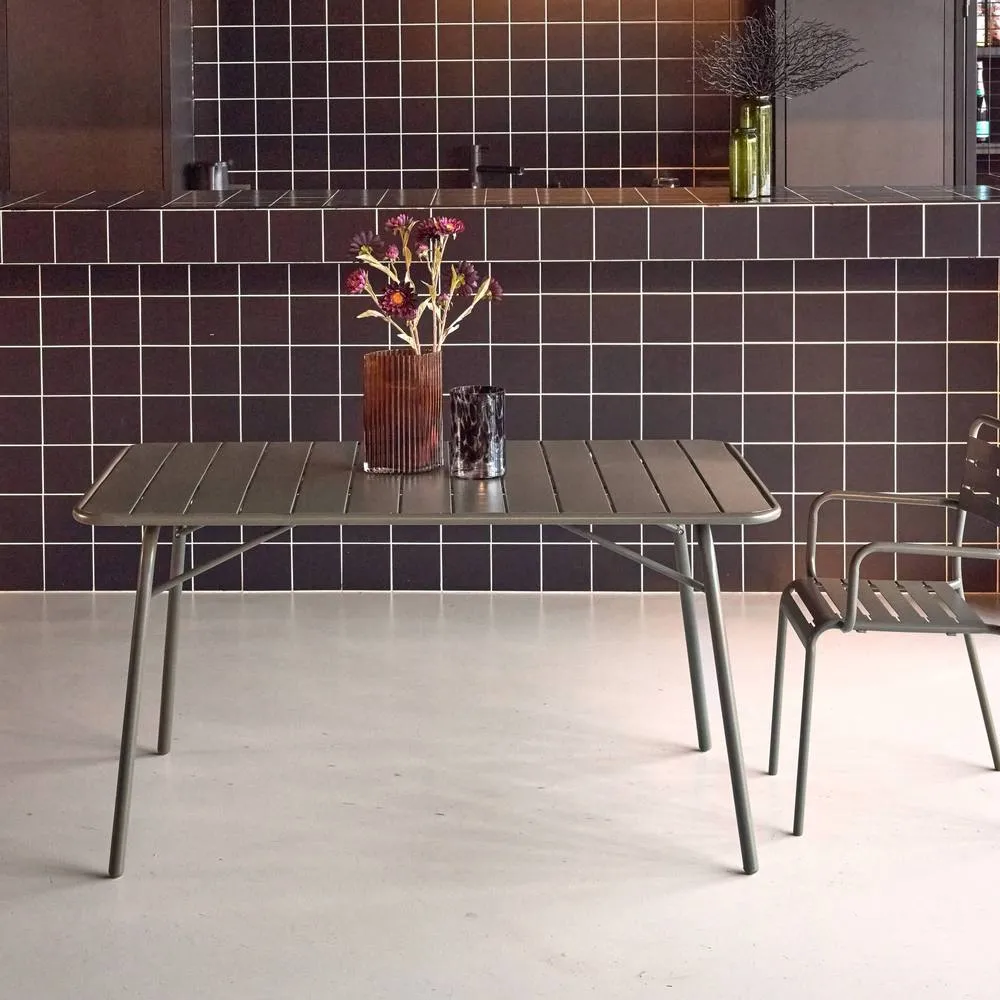 sweeek 4-seater metal folding garden table 140cm in Khaki 4