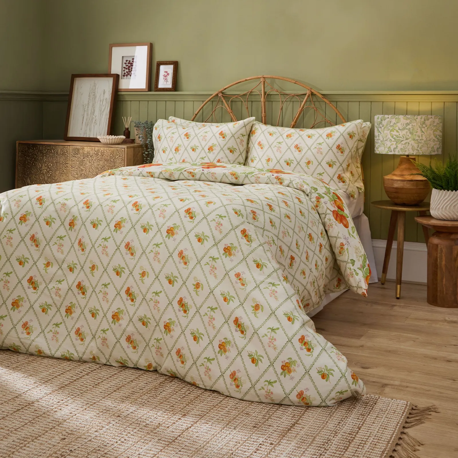Voyage Maison Peach Harvest Printed 100% Cotton Duvet Cover Set in Orange 3