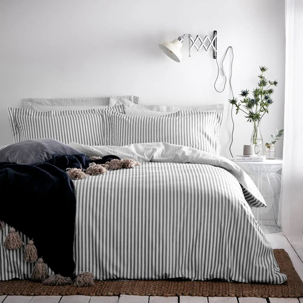 The Linen Yard Hebden Double Duvet Cover Set Cotton Grey, Grey 1