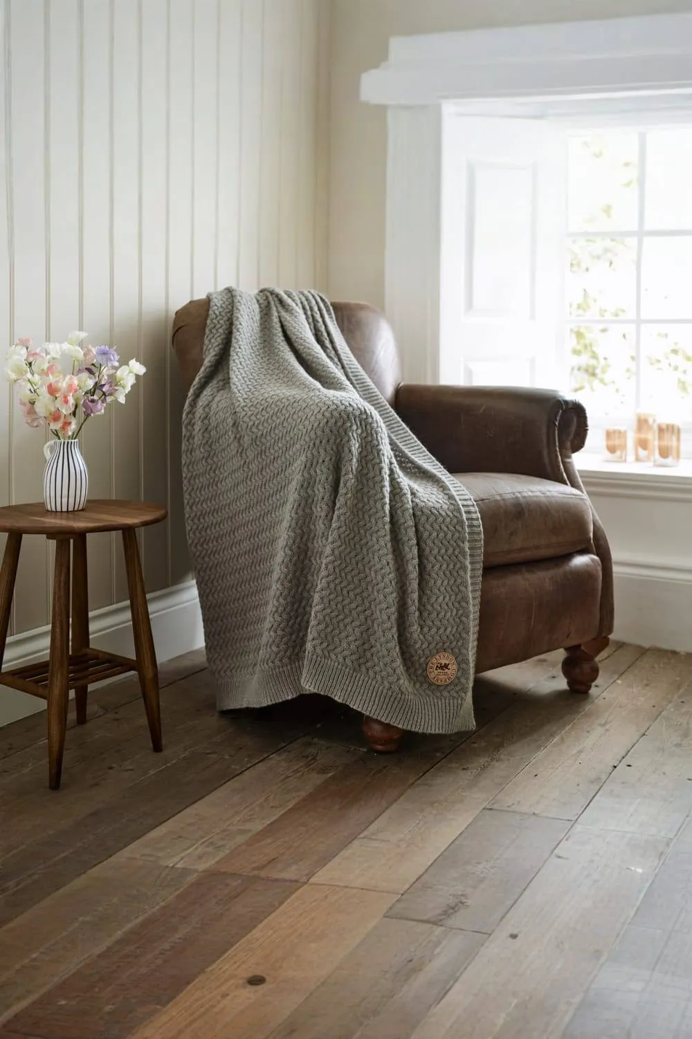The Lyndon Company Cadenza Knitted Supersoft Yarn Dyed Knit Throw in Grey