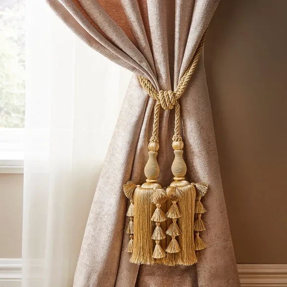 Double Linton Curtain Tieback 1