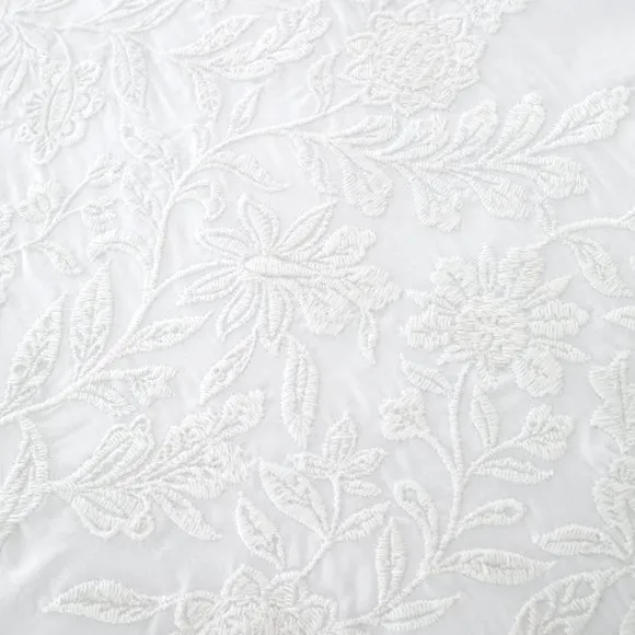 Bianca Floral Embroidery 200 Thread Count 100% Cotton Duvet Cover & Pillowcase Set 4