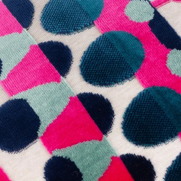 Furn. Metro Abstract Velvet Rectangle Cushion 2