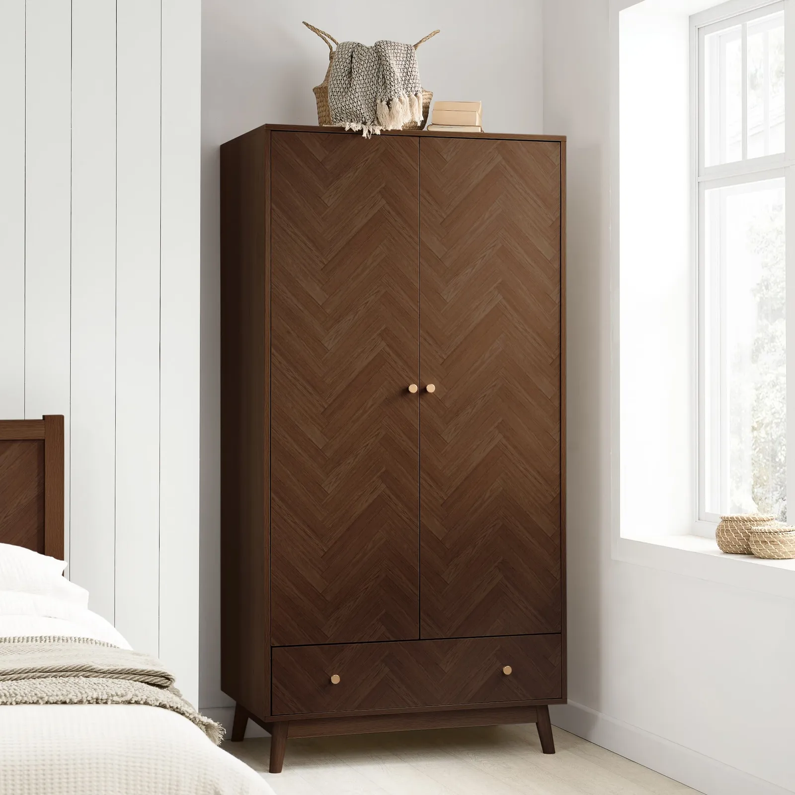 Herringford - 2 Door 1 Drawer Wardrobe - Walnut - Wooden - Happy Beds